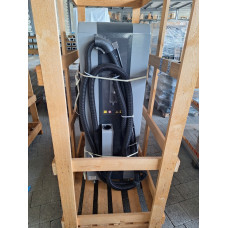 Abverkauf: SB-Staubaugersystem SOLO STRIPE, 400V, mit Münzer u. Transponderkartenleser, Mattenhalter - Abbildung ähnlich